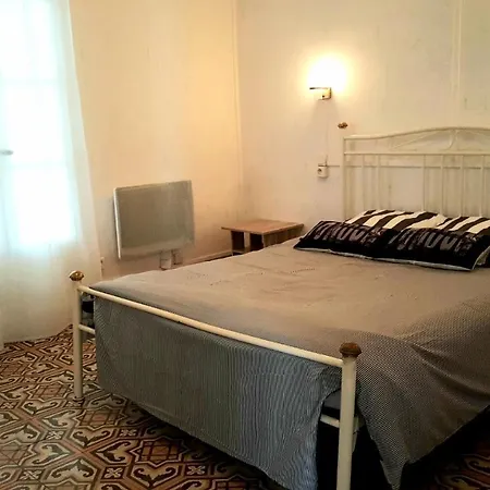 Appartamento T4 Typique Avec Grande Terrasse